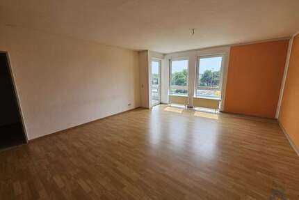Wohnung zum Mieten in Schönebeck (Elbe) 637,58 € 85.01 m²