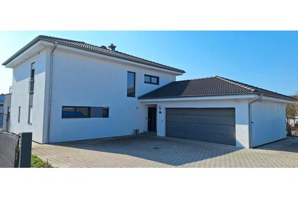 Modernes KfW-55 Einfamilienhaus - Obernzenn