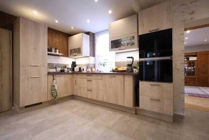 Großzügiges Reihenmittelhaus mit Einliegerwohnung und Garten-Oase - Aschersleben