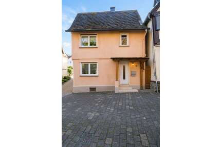 Haus zum Kaufen in Runkel 85.000,00 € 80 m²