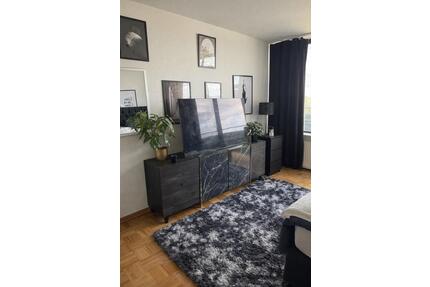 1-Zimmer Penthouse-Wohnung im 13. OG mit Balkon in Golzheim - Düsseldorf Stadtbezirk 5