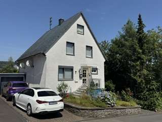 Haus zum Kaufen in Brachbach 280.000,00 € 120 m²