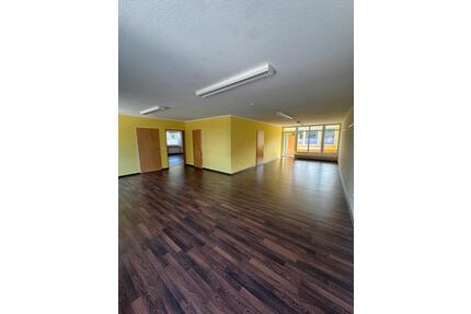 5 Zimmer OG Wohnung in Ahlhorn zu vermieten - Großenkneten