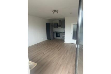 Schöne helle 1-Zimmer-Wohnung - 630,00&nbsp;EUR Kaltmiete, ca.&nbsp; 38,00&nbsp;m&sup2; in Mühldorf am Inn (PLZ: 84453)