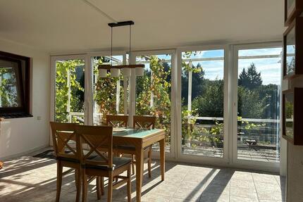 Wohnen wo andere Urlaub machen; Souterrain 2 ZKB mit Terrasse - Osann-Monzel