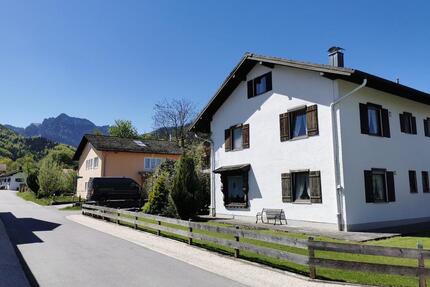 Haus, 1- oder 2-Familienhaus im Chiemgau, südlich Chiemsee - Staudach-Egerndach
