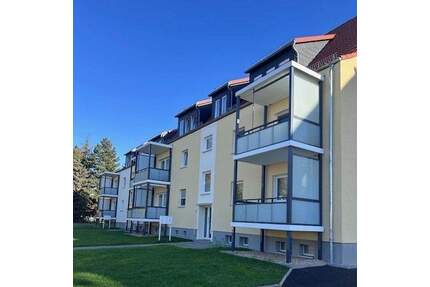 3-Zimmer-Wohnung mit Balkon in ruhige Lage am Stadtrand von Neukieritzsch