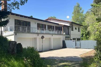 Haus zum Kaufen in Stelzenberg 849.000,00 € 540 m²