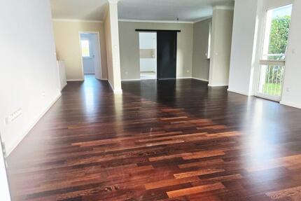 Schöne Terrassenwohnung 92m2 WFL + 40m2 Hobby 63843 Niedernberg