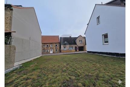 EINTAUCHEN IN GLASKLAREN QUELLSEEN - Sternberg