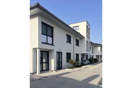 NEUBAU ! 4-ZKB mit hochwertiger Ausstattung in LU-Oggersheim - Ludwigshafen am Rhein Ludwigshafen-Oggersheim