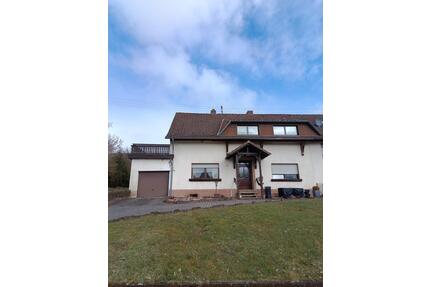 Gepflegtes Reihenmittelhaus mit 7 Zimmern, 206 m² Wohnfläche - Brücken