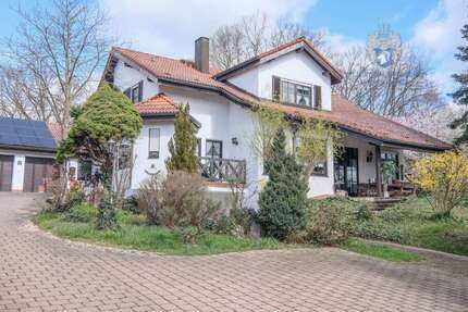 Haus zum Mieten in Weisendorf 1.450,00 € 200 m²