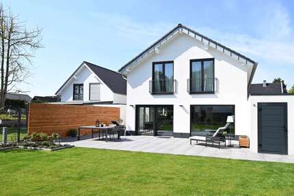 Haus zum Kaufen in Krefeld 469.999,00 € 130 m²