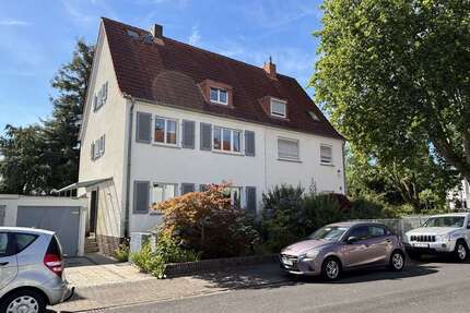 Haus zum Kaufen in Neu-Isenburg 700.000,00 € 165.71 m²