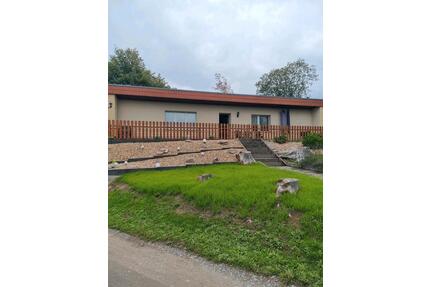 KAUFPREISSENKUNG Ferienhaus mit 1.493m² Grundstück - Steinbach-Hallenberg