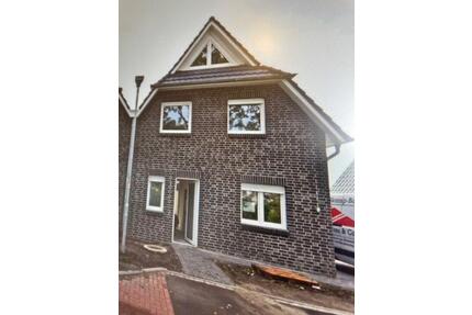 Schöne Doppelhaushälfte in Friesoythe zu vermieten