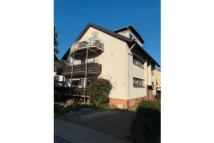 Großzügiges Dreifamilienhaus in 76287 Rheinstetten