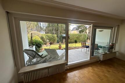 Frisch renovierte 2,5-Zi.-EG-Wohnung, Terrasse, Garten & Garage - München Bogenhausen