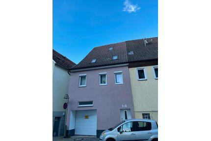 Haus zum mieten in Sulz - 1.150,00&nbsp;EUR Kaltmiete, ca.&nbsp; 110,00&nbsp;m&sup2; in Sulz am Neckar (PLZ: 72172)