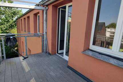 Wohnung zum Mieten in Krefeld 1.690,00 € 187 m²