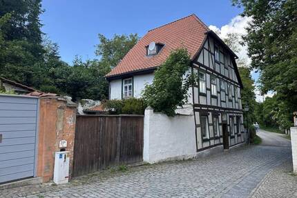 Historisches Fachwerkhaus mit Innenhof, Garage & Werkstatt - ca. 1600 - Halberstadt