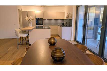 Wohnung zum Mieten in Hannover 3.100,00 € 206 m²