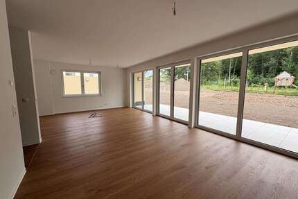 Wohnung zum Mieten in Zwickau 1.243,00 € 95.44 m²