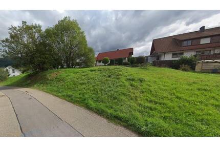 Baureife Baugrundstücke mit 421 m² u. 431 m² in schöner Lage von Oppenau