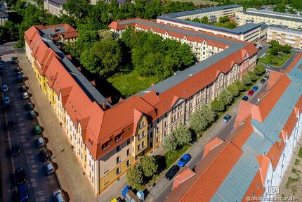 2-Raum-Wohnung mit Balkon im Grünen - Magdeburg Brückfeld