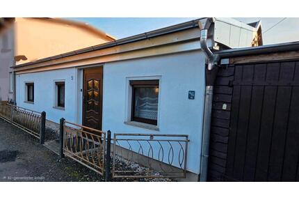 Ausbaufähiges Haus in Werdau West Ruhige Lage Neue Wärmepumpe