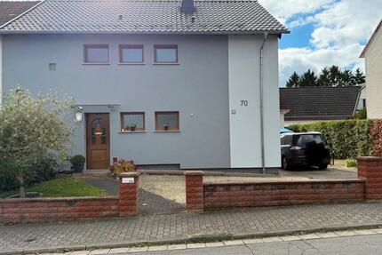 Gepflegte Doppelhaushälfte Einfamilienhaus von Privat - Bexbach