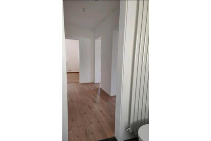 Helle moderne Wohnung ca. 76m2 , sonnig, naturnah, ruhig, zentral - Solms