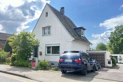 Haus zum Kaufen in Langenfeld 699.000,00 € 196 m²