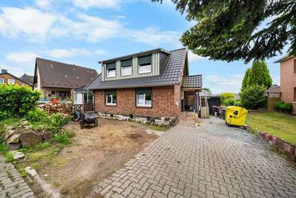 Haus zum Kaufen in Hohenwestedt 289.000,00 € 140.29 m²