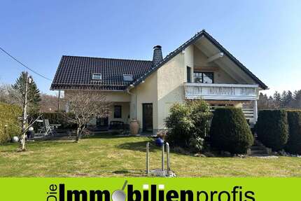 Haus zum Kaufen in Plauen 540.000,00 € 324 m²