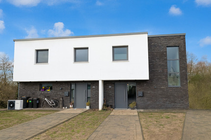 Neubau Doppelhaushälfte zu vermieten – mit Dachterrasse! - Steyerberg