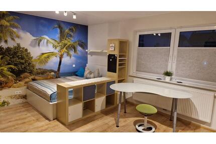 ⭐ Modernes Möbliertes Zimmer in WG ab 3 Monaten buchbar⭐ - Heidelberg Kirchheim