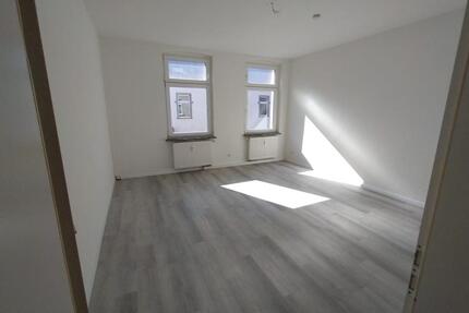 1-Zimmer Wohnung in Werdau mit neuer Küche und Gartenmitbenutzung