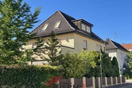 Haus zum Kaufen in EislingenFils 379.000,00 € 182 m² - Eislingen/Fils