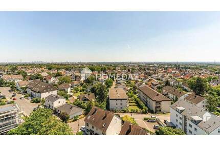 Modern geschnittene 3-Zimmer-Wohnung mit Südbalkon und Panoramablick auf Frankfurt - Kriftel