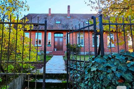 Familienhaus mit Herz und Raum - 285.000,00&nbsp;EUR Kaufpreis, ca.&nbsp; 219,00&nbsp;m&sup2; in Uelzen (PLZ: 29525)