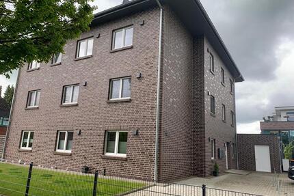 Moderne helle Neubau-Wohnung in Schortens * 3ZKB Terrasse 91m³ *