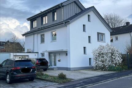 Geräumiges Haus zur Miete - 2.340,00&nbsp;EUR Kaltmiete, ca.&nbsp; 180,00&nbsp;m&sup2; in Aachen (PLZ: 52072) Aachen-Mitte