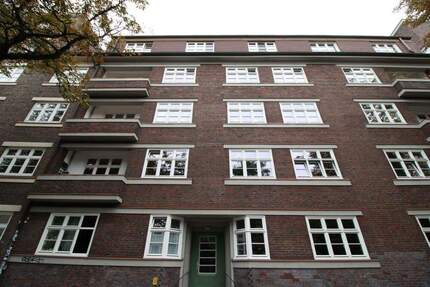 2 Zimmer Wohnung am Lattenkamp - mit Potenzial zur Neugestaltung über den Dächern von Winterhude - Hamburg