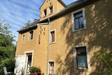 Haus zum Kaufen in Königstein 260.000,00 € 254 m²