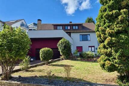 Haus zum Kaufen in Bad Sooden-Allendorf 350.000,00 € 420 m²