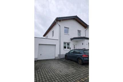 Einfamilienhaus - 310.000,00&nbsp;EUR Kaufpreis, ca.&nbsp; 130,00&nbsp;m&sup2; in Homberg (Efze) (PLZ: 34576)