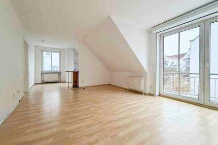 Wohnung zum Kaufen in Dresden 99.000,00 € 45.19 m²
