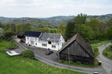Haus zum Kaufen in Overath 249.000,00 € 160 m²